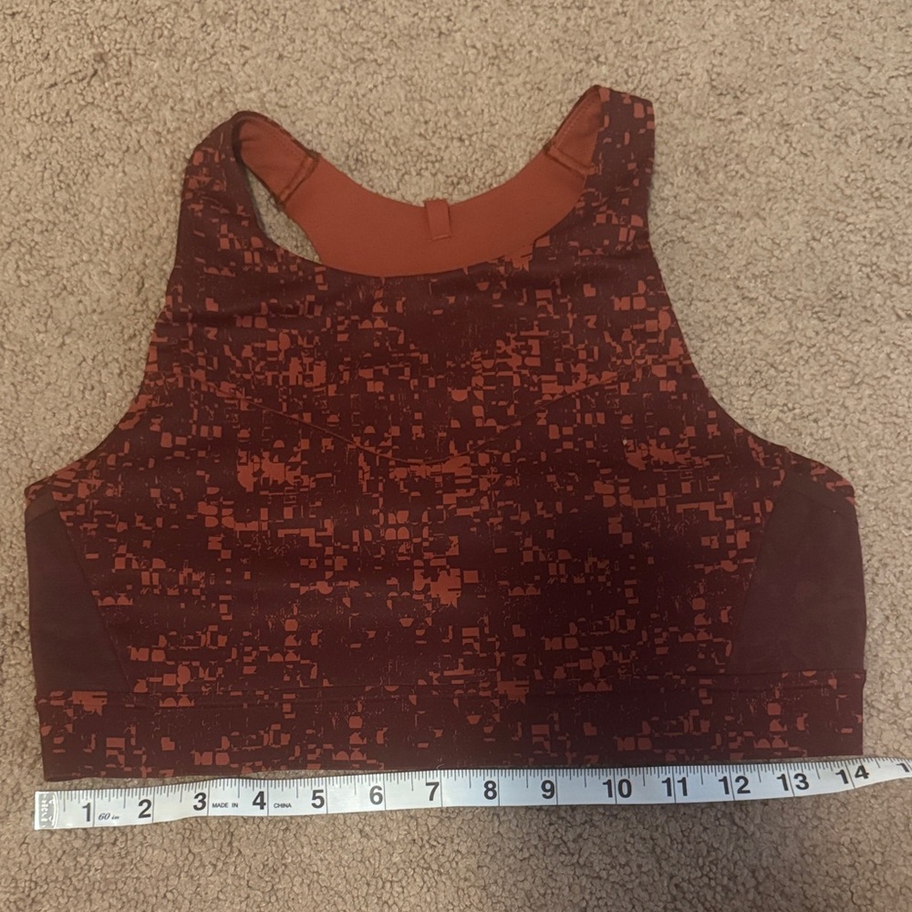 Brooks 3 pocket sports bra